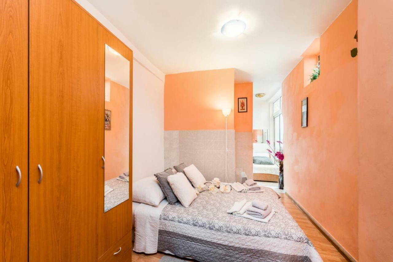 Guest House Ivona Split Exterior foto